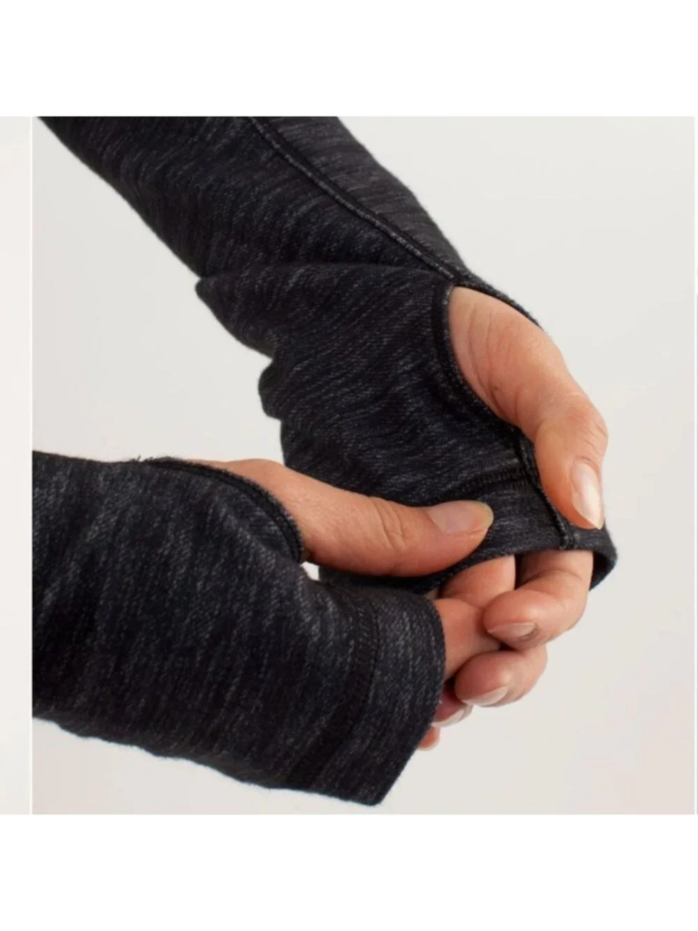 lululemon athletica zip it